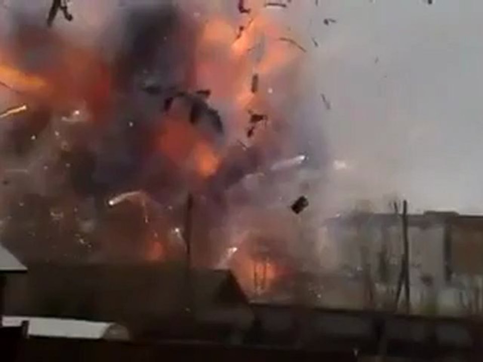 Incendie dans une fabrique de feux d'artifice
