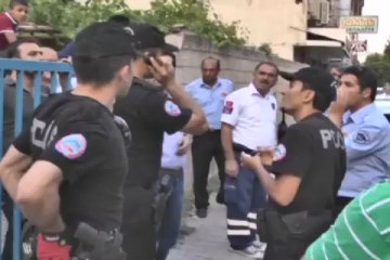 Çocuğunu otomobilde unuttu