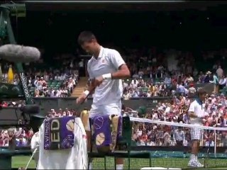 Novak Djokovic Prank Gets Golf Club Out Wimbledon 2012