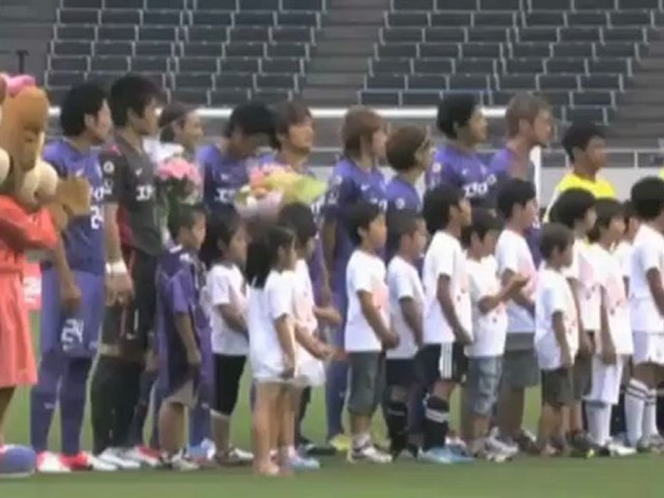 J-League: Hiroshima bringt den Ball nicht rein