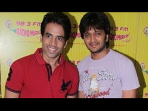 'Kya Super Cool Hai Hum' Movie Promotion by Ritesh & Tusshar @ Radio FM