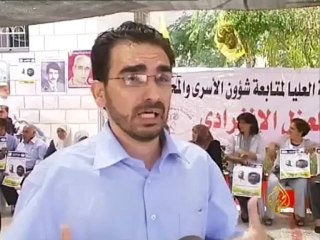 مستوطنون يضرمون النار في مسجد جبع شمال القدس