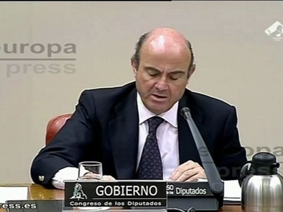 De Guindos dice que habrá que segregar activos