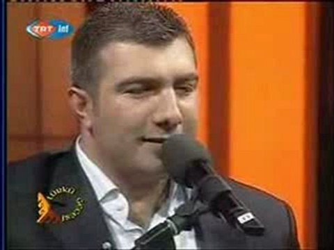 Özcan TÜRE Ben Ömrüme Yanarim