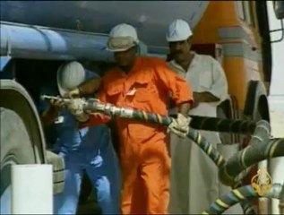 جدل بشأن عقوبات النفط الجديدة التي فرضت على سوريا