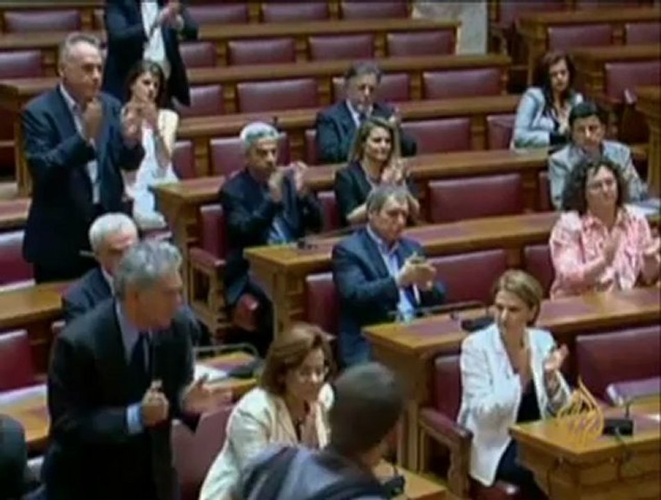 أحزاب اليونان تخفق في تشكيل حكومة ائتلافية