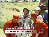 [China] Astronauts Exit Space Capsule After Successful Landing