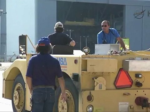 Shuttle Atlantis Moved to Vehicle Assembly Building