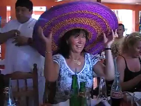 Uxmal Mittagessen Tekilla Mini Yucatan Rundreise Tulum - The Mayan City TUI Rundreise Fella.de