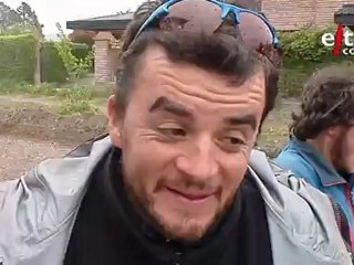 Sacando coche de la zanja.  El Conquis, backstage