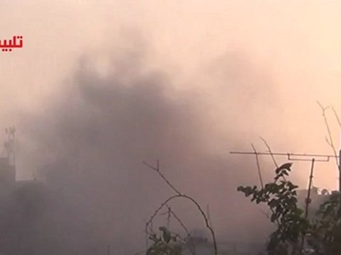 Syria فري برس حمص تلبيسة قصف شديد بالمدفعية على القلعة 26 6 2012ج4 Homs