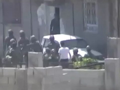 Syria فري برس دمشق حي برزة اقتحام قوات الامن والشبيحة للحي 26 6 2012 Damascus