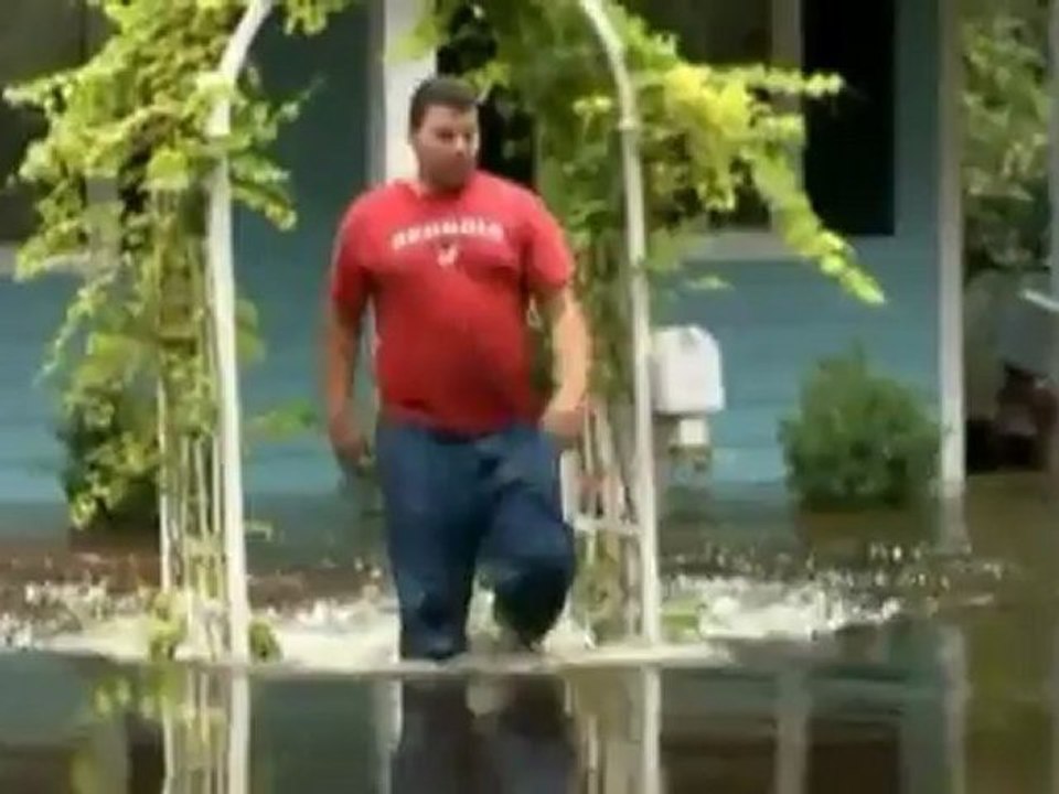 Debby dumps floods on Florida
