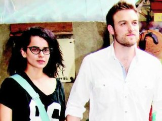 Kangna Ranaut Caught With Her Boyfriend - Bollywood Gossip