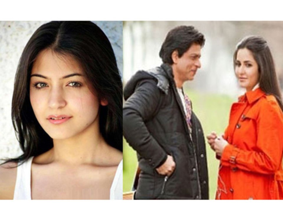 Anushka Sharma Left Alone Amidst Katrina Kaif And Shahrukh Khan - Bollywood Gossip