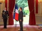 Intronisation du président François Hollande par Jean-Louis Debré