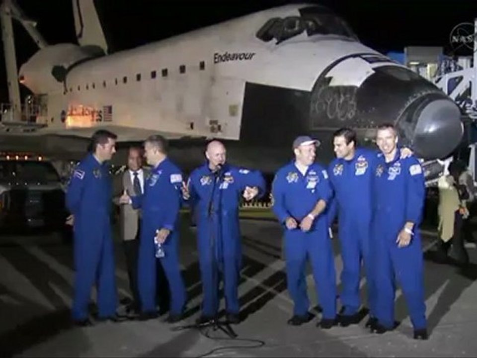 [STS-134] Crew Egress from Shuttle Endeavour