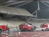 Des supporters grecs mettent le feu à des tribunes