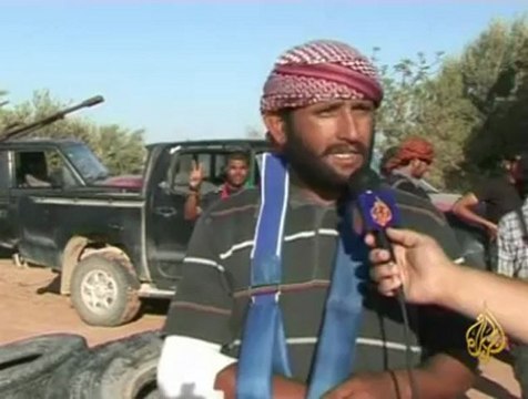 كتائب القذافي تقصف المنطقه الشرقية للحد من تقدم الثوار