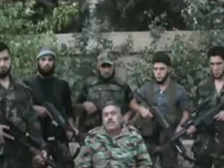 Syria فري برس  حمص كتيبتي شهداء وثوار بابا عمرو تقومان بأسر عميد في الجيش Homs