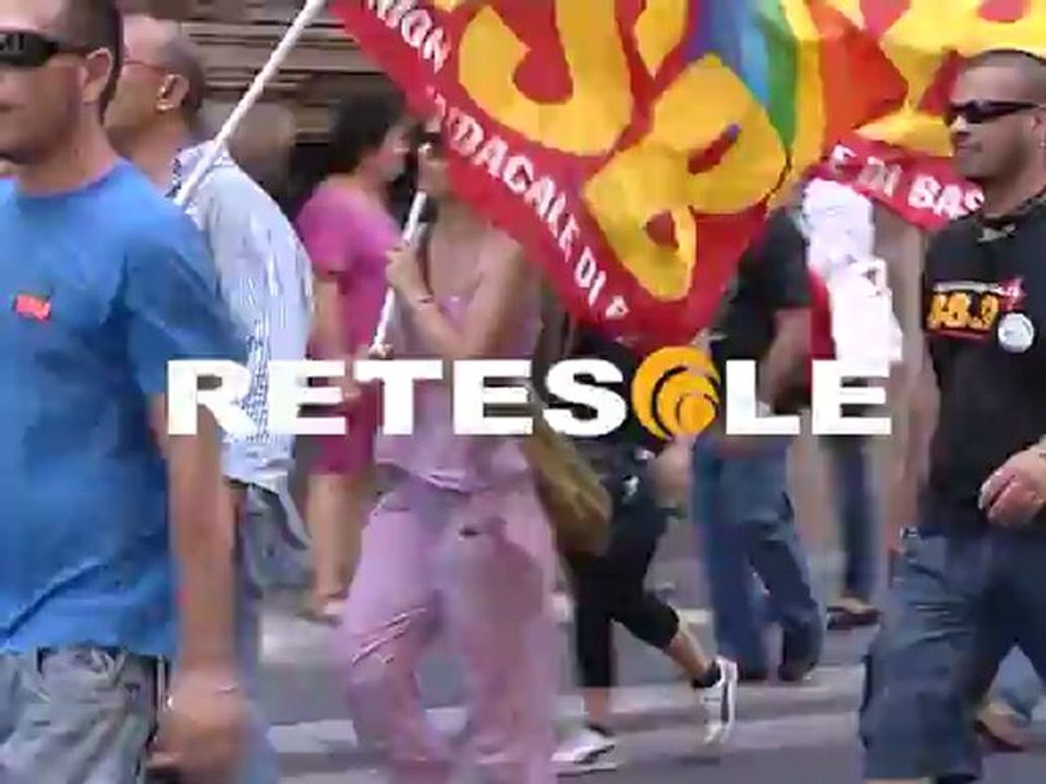 Stati generali del sociale e della famiglia scontri manifestanti contestazione Fornero Tgroma Retesole