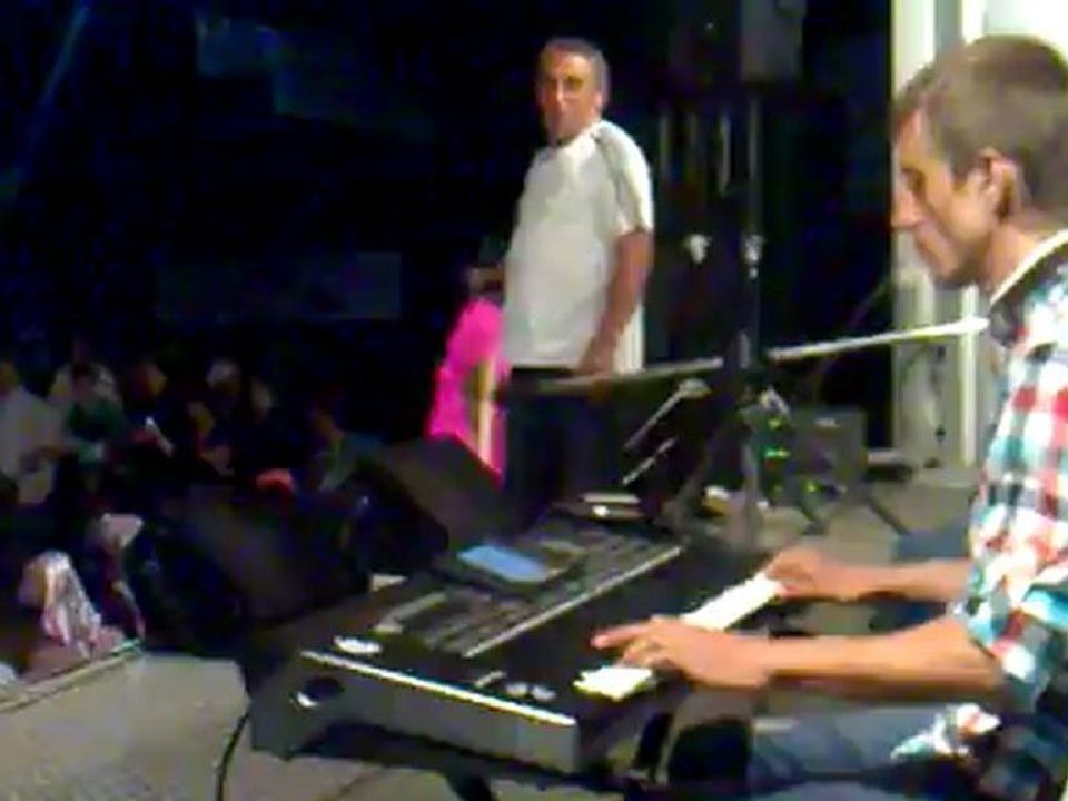 NEŞAT AYDIN-HORONNN - yazılar köyü şenliği 23.06.2012