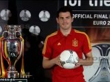 Iker Casillas sorprende a Sara Carbonero
