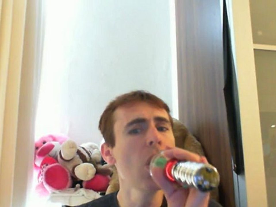 Wiwi égratigne "good girl" de Carrie Underwood