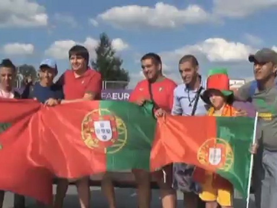 Portugal - Spanien: Fans treffen in Donezk ein