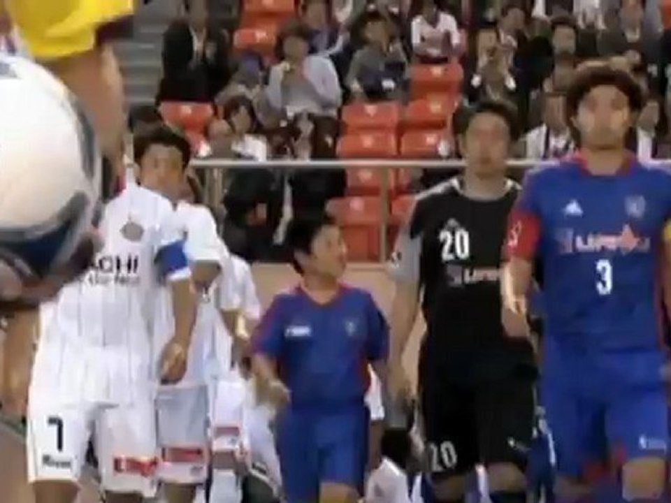 Tower bridge mit olympischen ringen geschmückt