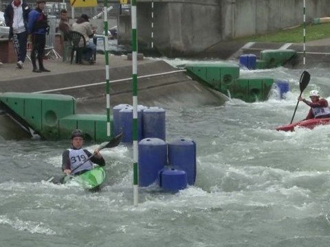 CHAMPIONNATS DE FRANCE 2012 UNSS DE CANOE KAYAK A SAINT-LAURENT-BLANGY