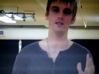 VOTE for the Snapple Theater Center!