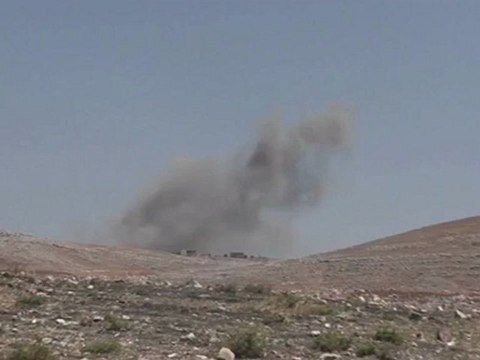 Syria فري برس حماه المحتلة أثار القصف من الطيران الحربي عل جبل شحشبو 27 6 2012 Hama