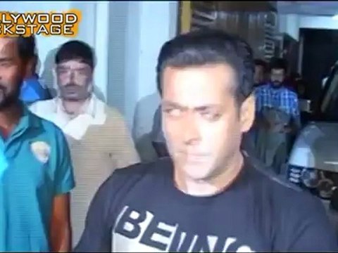 Salman Khan & Katrina Kaif on Ek Tha Tiger POSTER