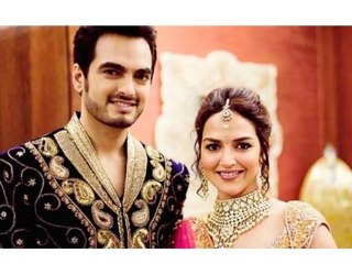Esha Deol's Wedding Outfit! - Bollywood Babes