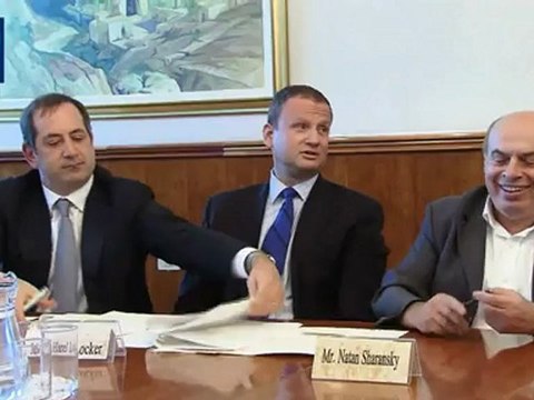 1 millón de dólares para judíos destacados