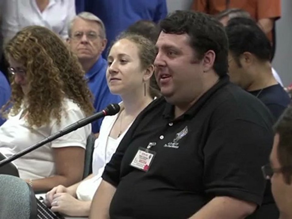 [STS-135] Post Landing Crew News Conference