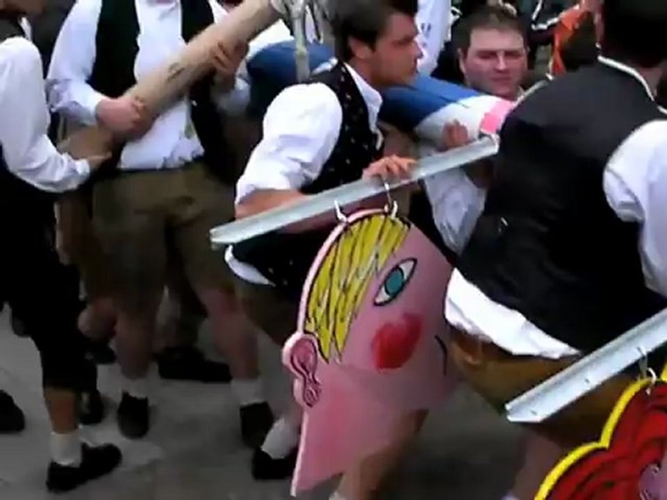 Maibaum Glockenbachviertel München (2008)