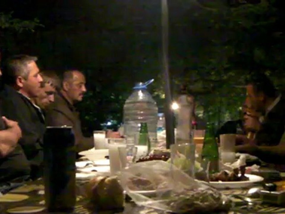 YAYLA UŞAKLARI-CUMARTESİ GECESİ MASA MUHABBETİ-yazılar köyü şenliği 23.06.2012