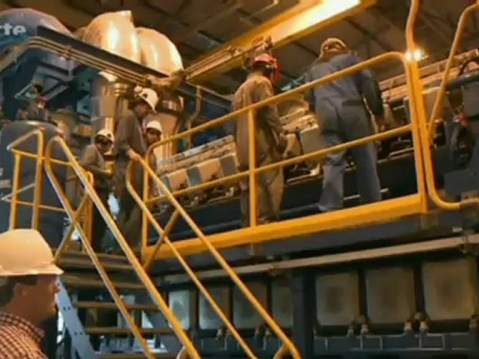 Carbonisés: l'extraction de pétrole par les multinationales.