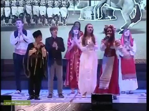 1 İstiklal Marşı İnsanlar el ele Bayram o bayram ola DENİZLİ 10.Türkçe Olimpiyatı