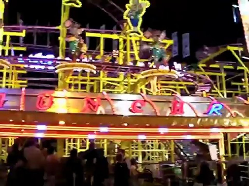 Wilde Maus auf dem Oktoberfest 2009 - sie wird 15