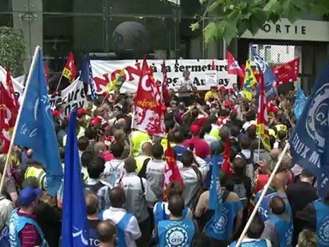 Mobilisation des salariés de PSA contre la fermeture d'Aulnay