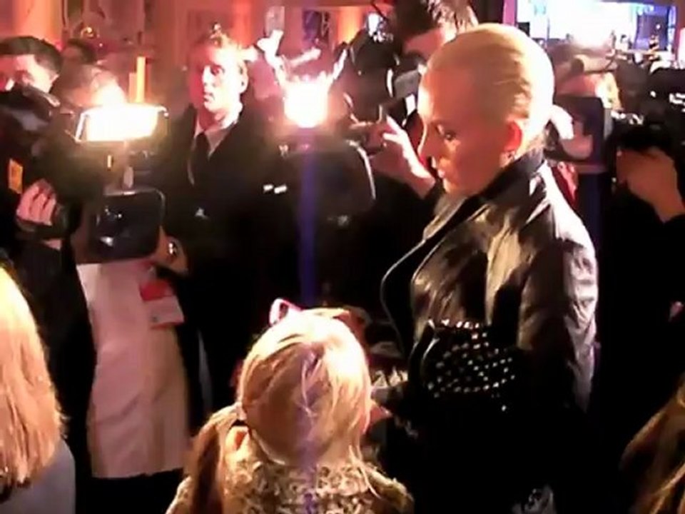 Barbara Tag mit Mon Cheri: Charity Aktion mit Barbara Becker @ Oberpollinger