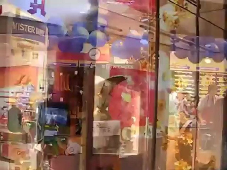Neu: Shopping Passage Münchner Freiheit