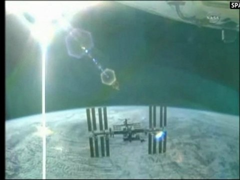 [STS-133] Final Flyaround of the ISS (International Space Station) for Shuttle Discovery