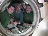 [ISS] Hatch Closure of Expedition 26 Soyuz TMA-01M