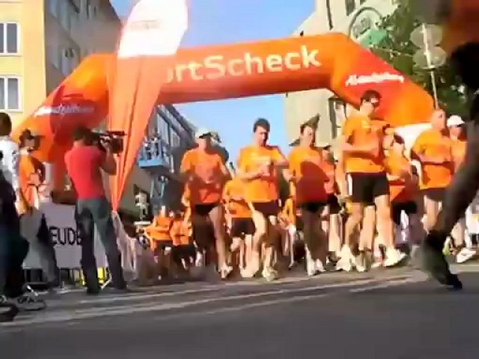 32. sport scheck stadtlauf münchen 2010, start halbmarathon - 1. gruppe