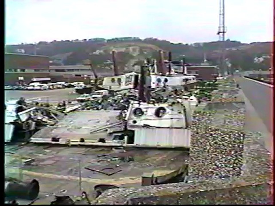 Scrapping of Hoverspeed GH-2008 "Sir Christopher" (Part 3 of 4)