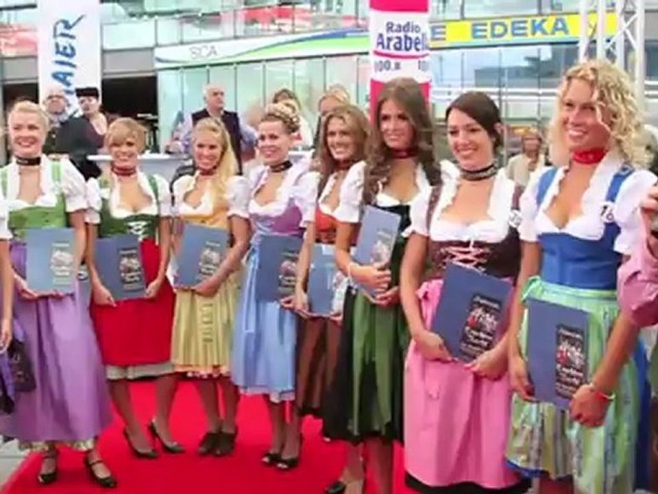 Pre-Casting für das „Angermaier Wiesn-Dirndl 2010'